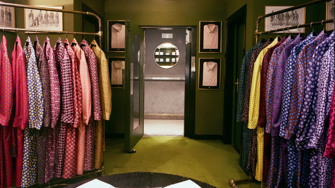 הסיפור של צ'ארבט (או, איך לשמור על יוקרה בשקט)