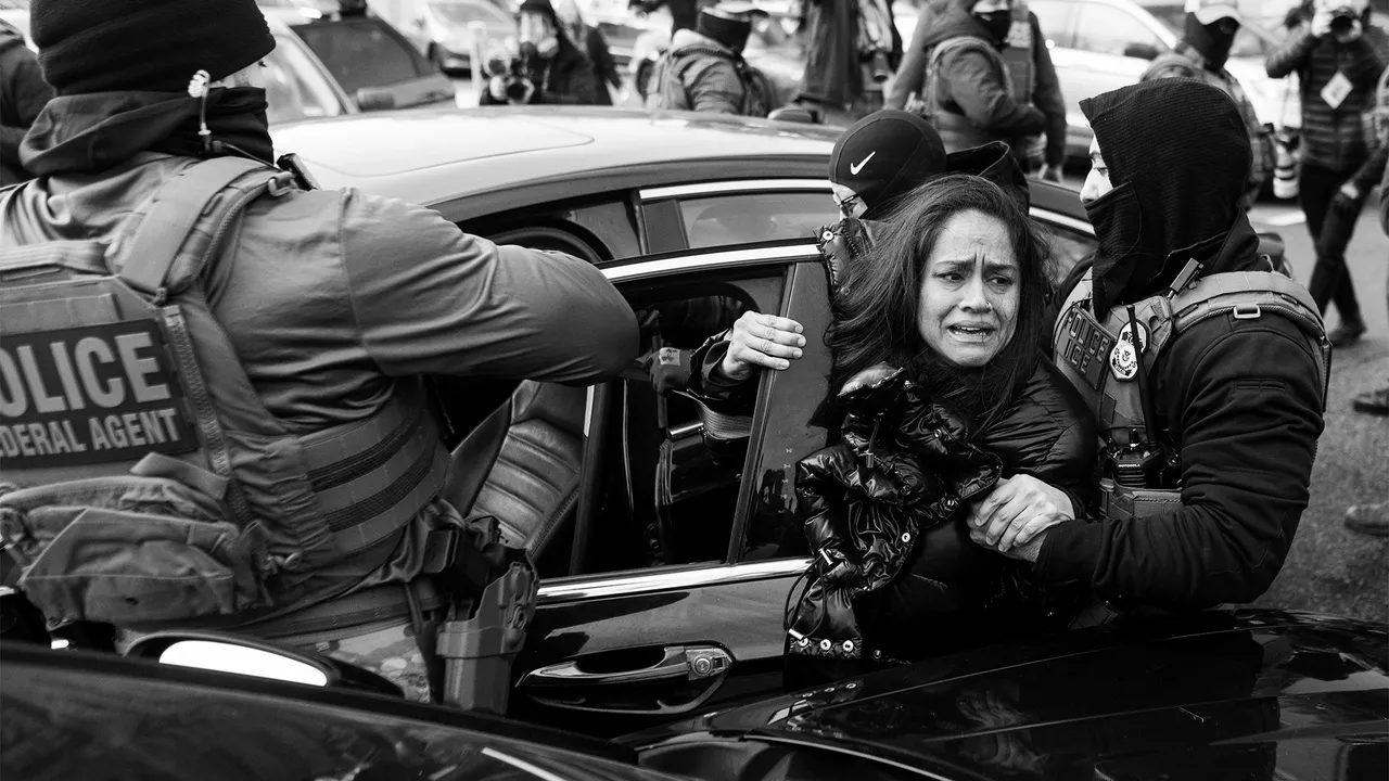 "אתה תענה בגיהנום": משפחותיהם של כמה סוכני ICE מדברות