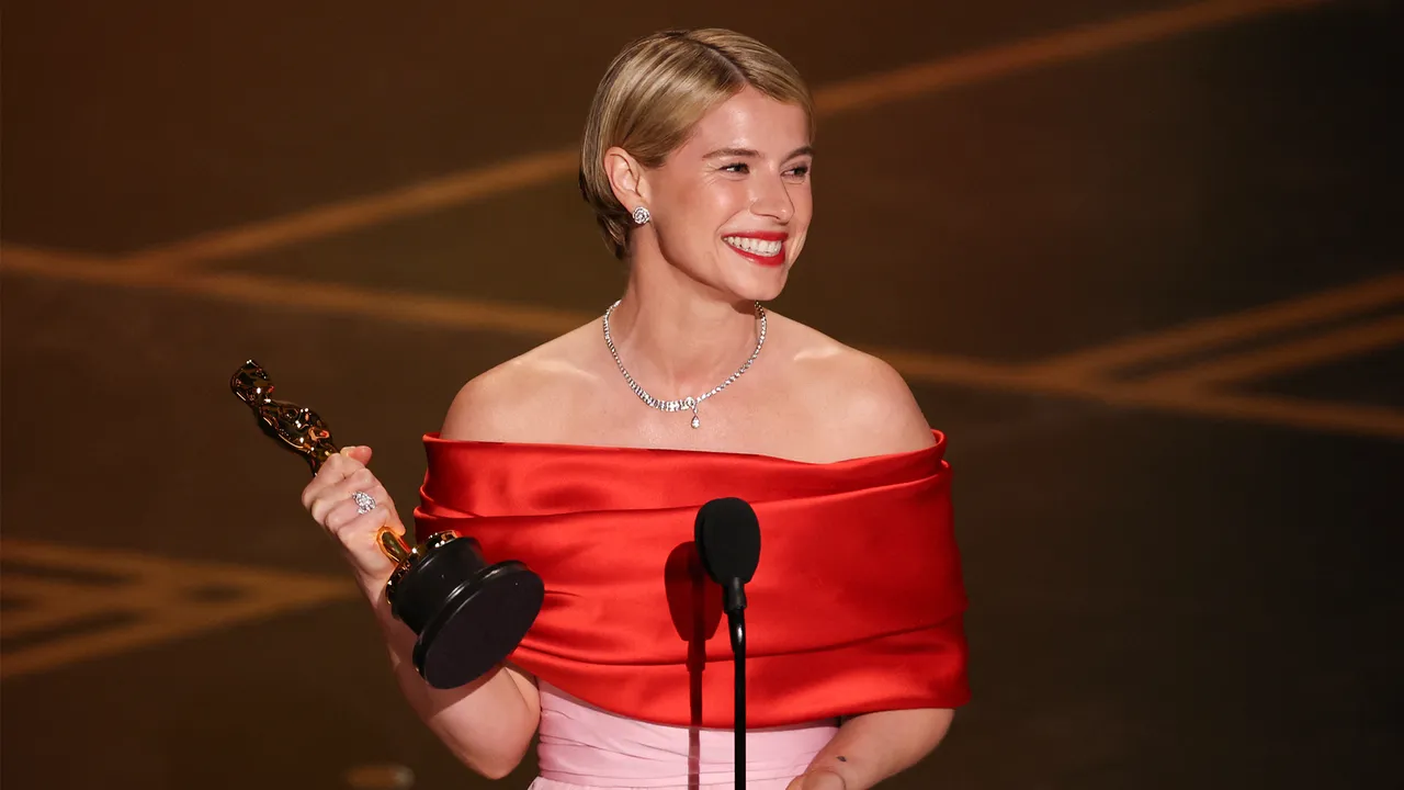 בתוך התנועה ללא-סטייליסטית מתחילה של הוליווד