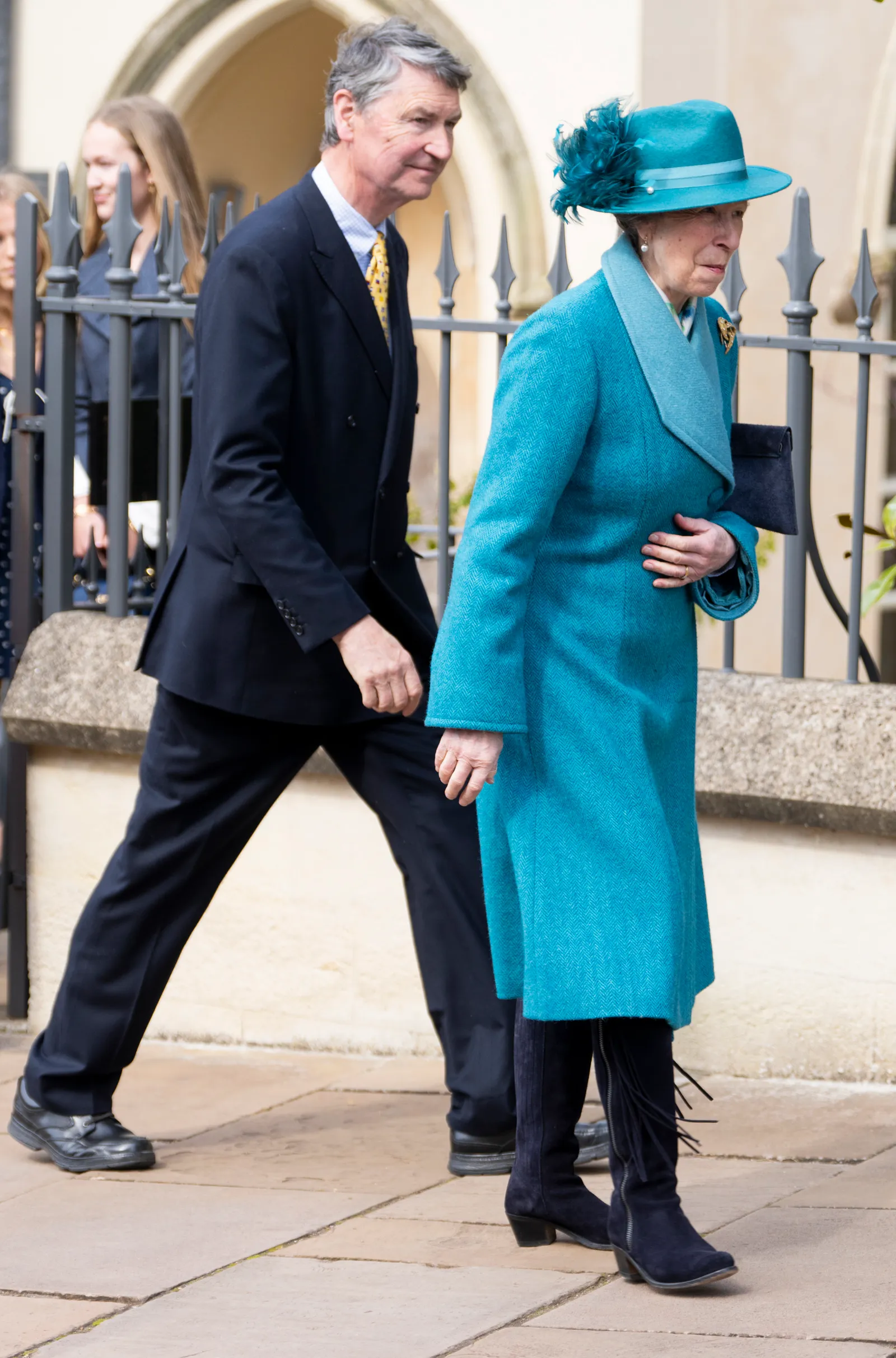 התמונה עשויה להכיל את Timothy Laurence Anne Princess Royal Person בגדים ומעיל למבוגרים