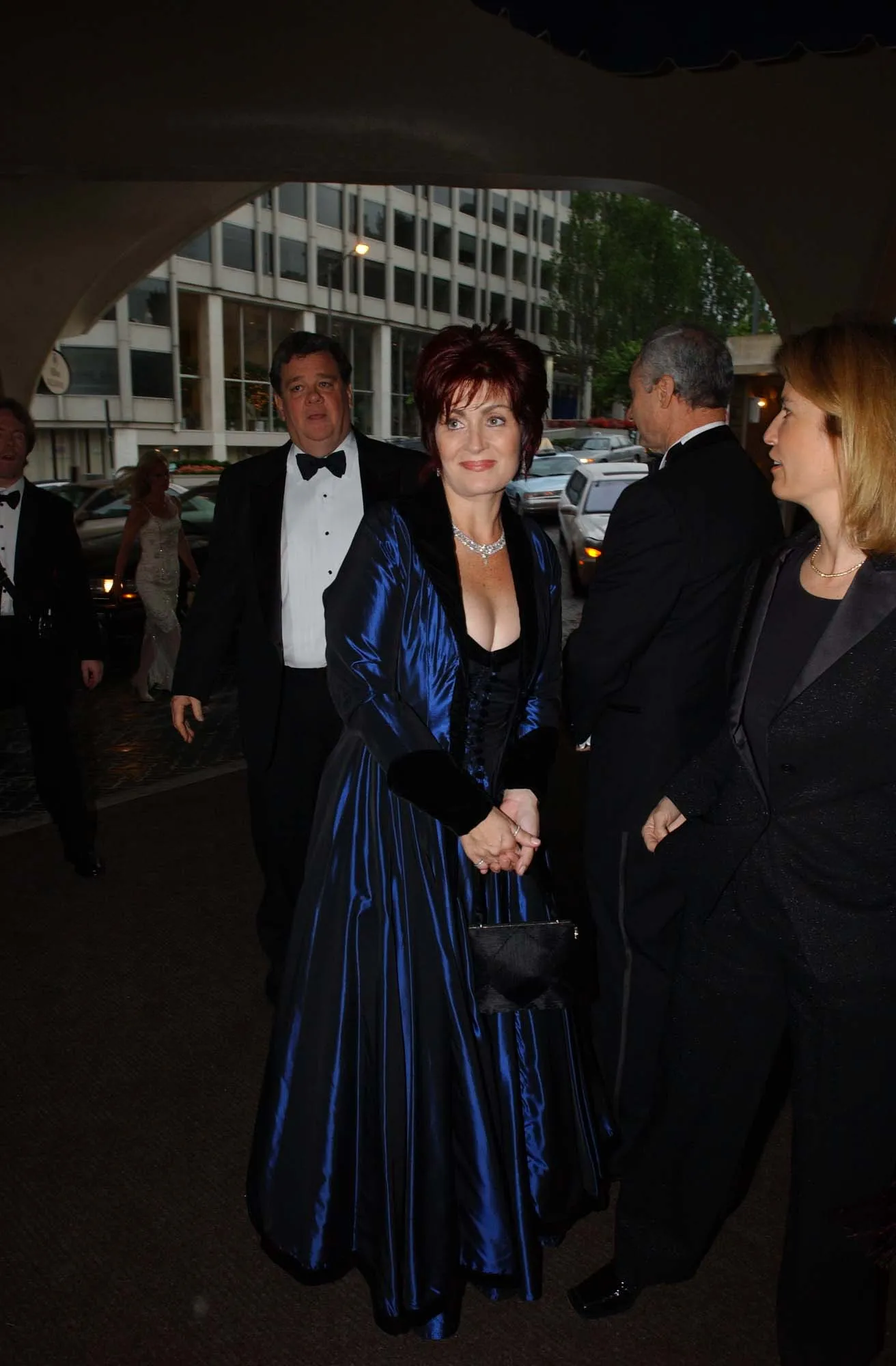 התמונה עשויה להכיל את גרטה ואן סוסטרן שרון אוסבורן מרקוס ויינברג ביגוד חליפת טוקסידו ובלייזר