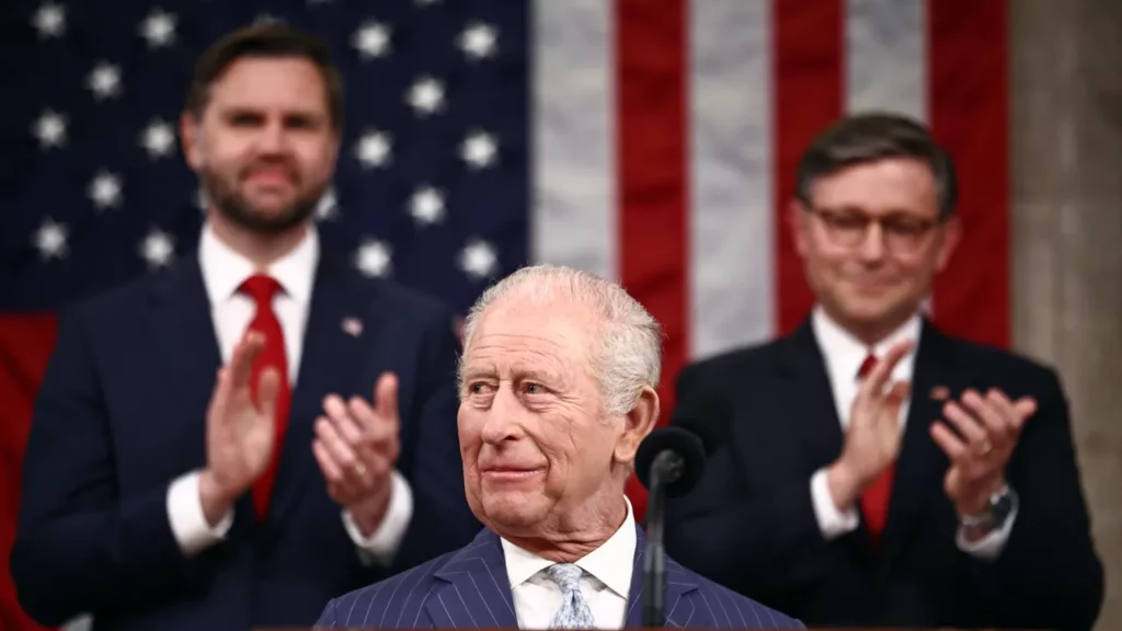 מונרך "חרדתי", צוות עוזרים ו-12 תשואות: איך נוצרה הנאום ההיסטורי של הקונגרס של המלך צ'ארלס