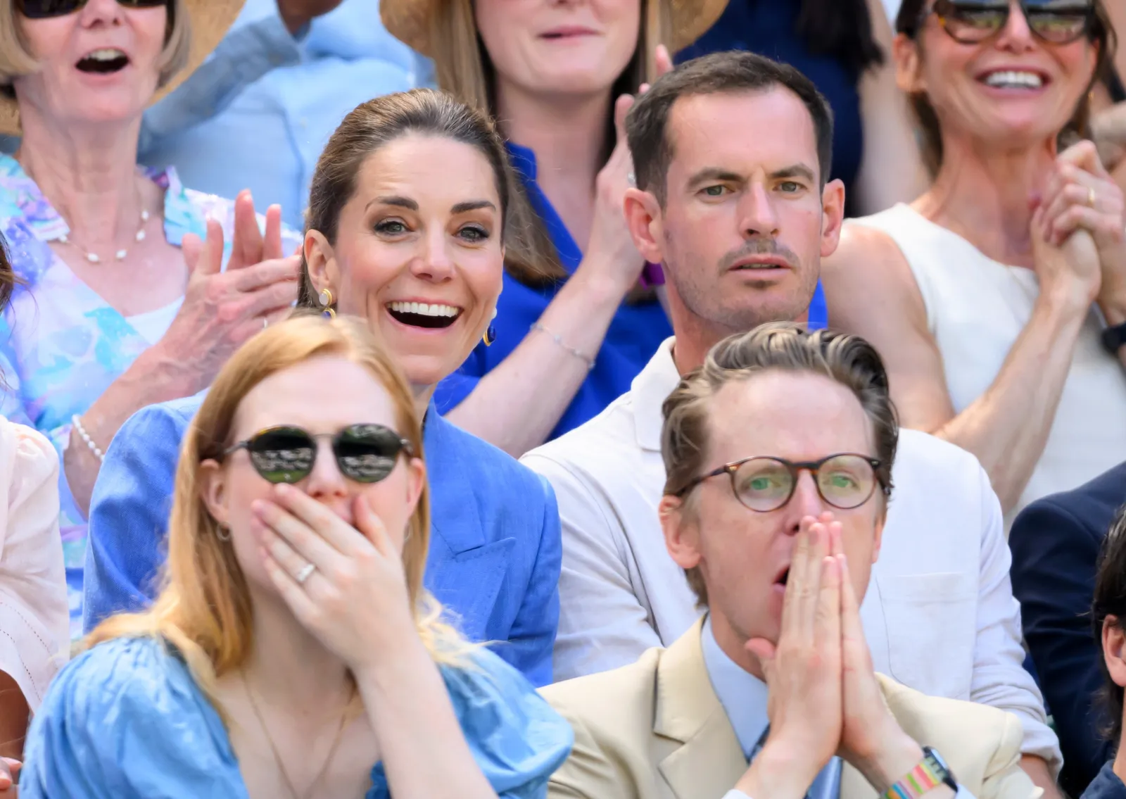 התמונה עשויה להכיל את Peter Eberst Andy Murray אביזרים משקפי שמש Head Person משקפי פנים ומבוגרים